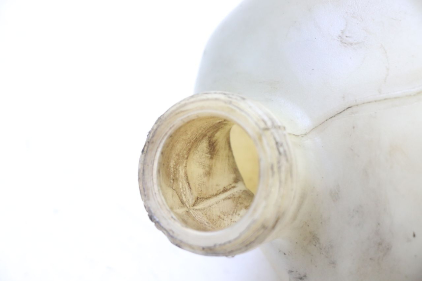 photo de VASE EXPANSION PEUGEOT ELYSEO 125 (1999 - 2004) - Gros plan technique