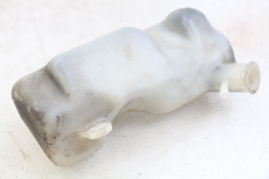 photo de VASE EXPANSION YAMAHA FZS FAZER 600 (1998 - 2001) - Gros plan technique