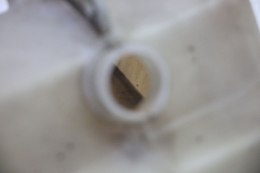 photo de VASE EXPANSION KAWASAKI GPZ RX 1000 (1986 - 1988) - Autre angle de vue