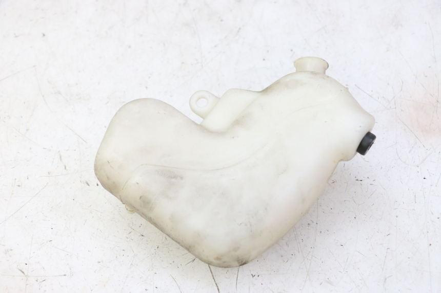 photo de VASE EXPANSION KYMCO GRAND DINK 125 (2002 - 2007) - Gros plan technique