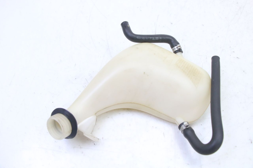 photo de VASE EXPANSION PIAGGIO NRG POWER PUREJET 50 (2018 - 2021) - Zoom état d’usage