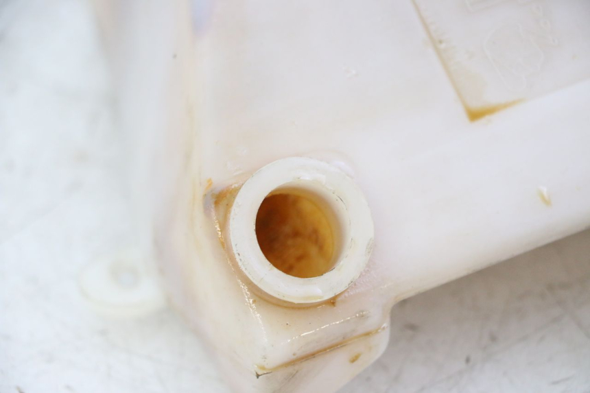 photo de VASE EXPANSION TRIUMPH SPRINT 900 (1995 - 1998) - Zoom état d’usage