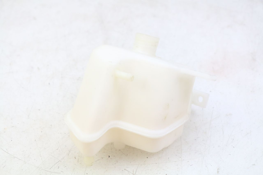 photo de VASE EXPANSION PIAGGIO VESPA GTS SUPER IE 125 (2009 - 2016) - Gros plan technique