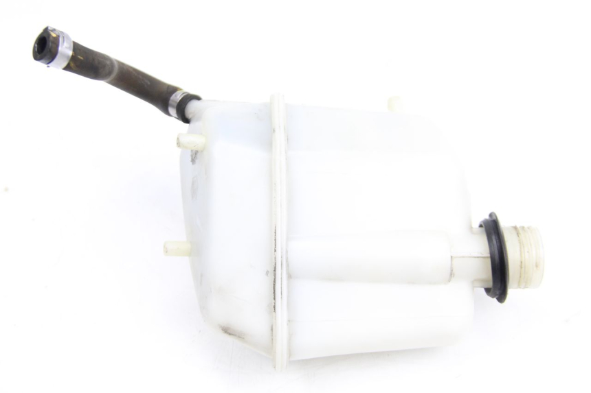 photo de VASE EXPANSION PIAGGIO XEVO - X EVO 125 (2007 - 2017) - Gros plan technique