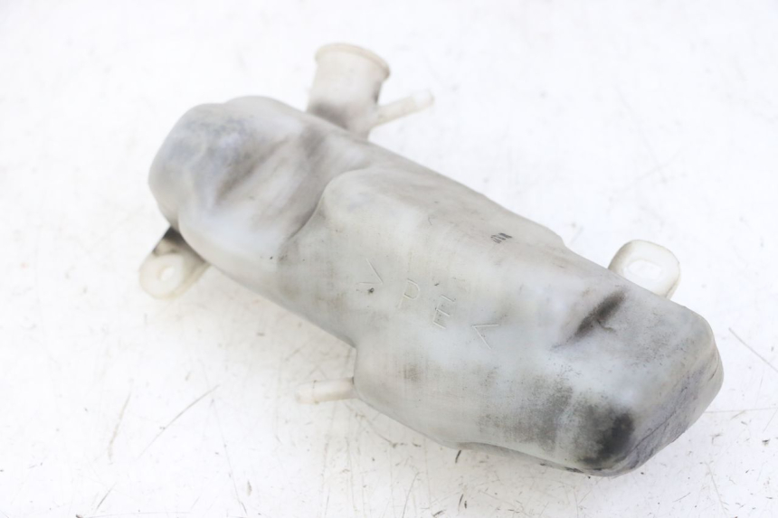 photo de VASE EXPANSION YAMAHA FZS FAZER 600 (2001 - 2003) - Autre angle de vue