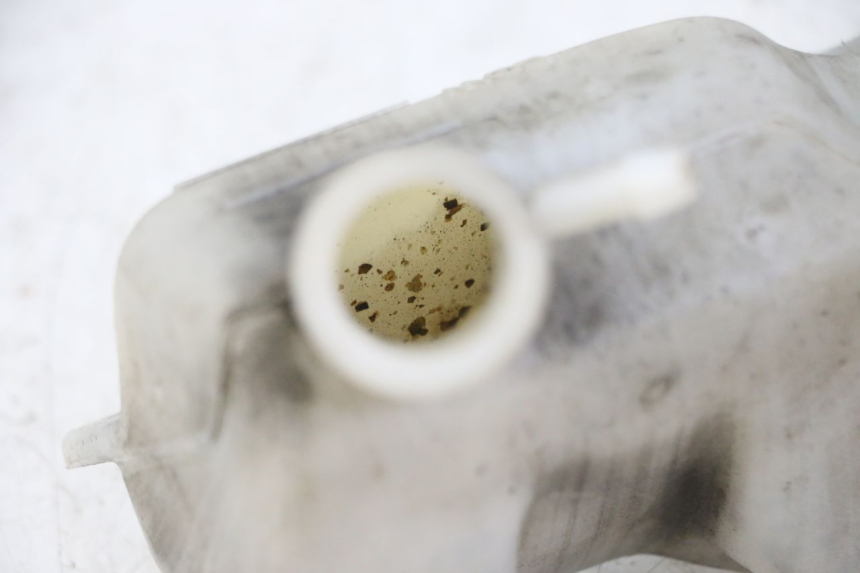 photo de VASE EXPANSION YAMAHA FZS FAZER 600 (2001 - 2003) - Points de fixation