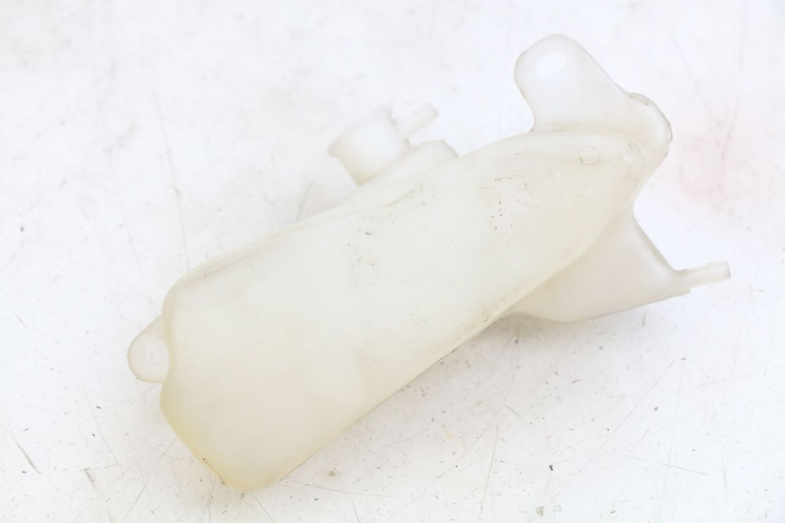 photo de VASE EXPANSION YAMAHA YZF R THUNDERCAT 600 (1996 - 2003) - Gros plan technique