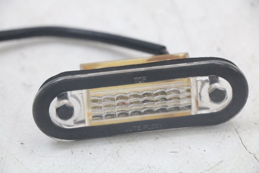 photo de VEILLEUSE QUADRO 3D S 350 (2013 - 2018) - Détail de la pièce