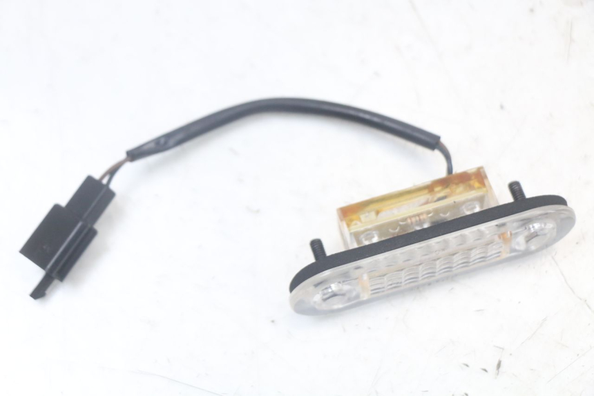 photo de VEILLEUSE QUADRO 3D S 350 (2013 - 2018) - Zoom état d’usage