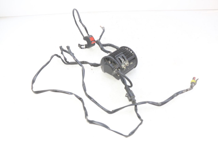 photo de VEILLEUSE HONDA CB R 1000 (2018 - 2023) - Marquages et références