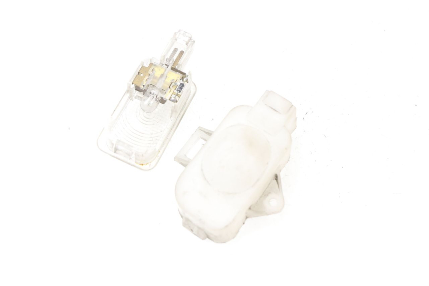 photo de VEILLEUSE HONDA FES PANTHEON 125 (2003 - 2007) - Détail de la pièce