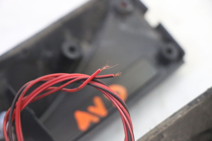 photo de VEILLEUSE HITWAY H5 1 - Points de fixation