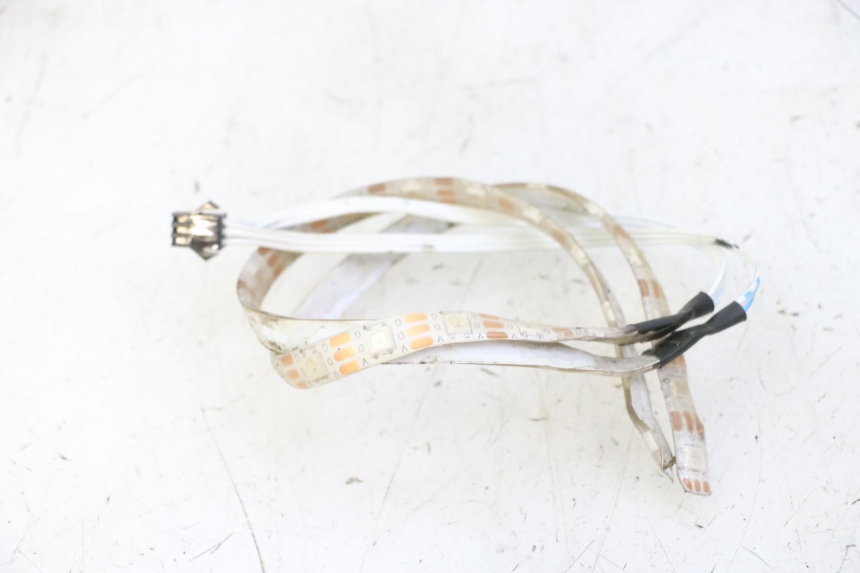 photo de VEILLEUSE HITWAY H5 1 - Détail de la pièce