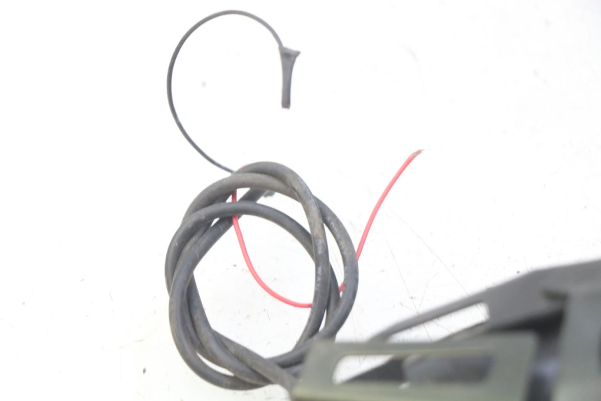 photo de VEILLEUSE SYM HUSKY 125 (1999 - 2005) - Gros plan technique