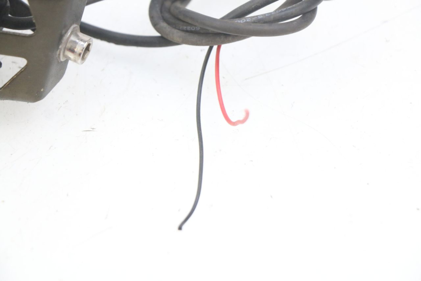 photo de VEILLEUSE SYM HUSKY 125 (1999 - 2005) - Vue d’ensemble