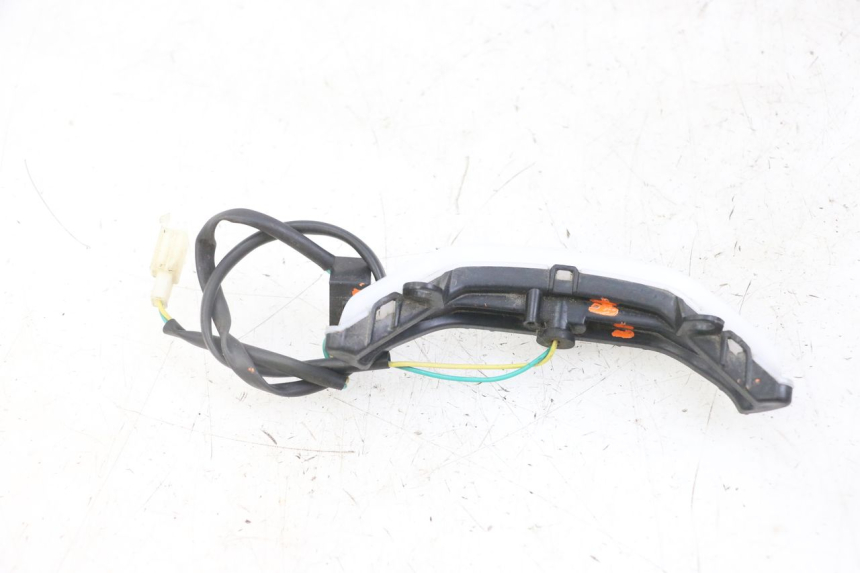 photo de VEILLEUSE PEUGEOT KISBEE 2T 50 (2018 - 2022) - Zoom état d’usage