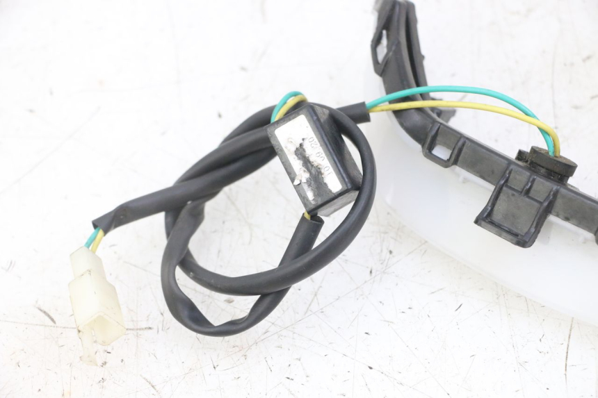 photo de VEILLEUSE PEUGEOT KISBEE 2T 50 (2018 - 2022) - Pièce contrôlée