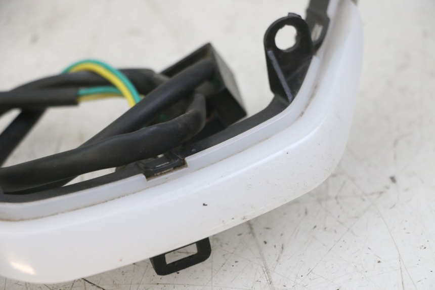 photo de VEILLEUSE PEUGEOT KISBEE 4T 50 (2018 - 2022) - Détail de la pièce