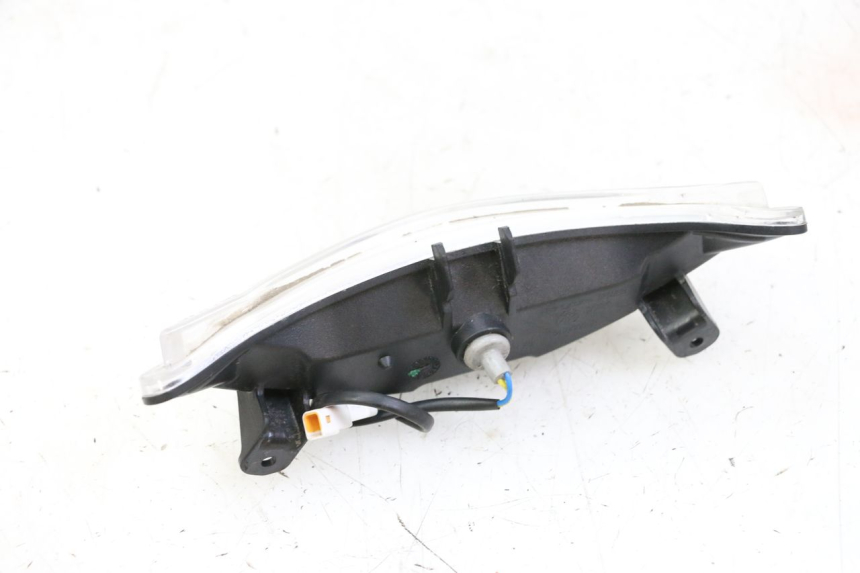 photo de VEILLEUSE PIAGGIO MP3 500 (2014 - 2017) - Autre angle de vue