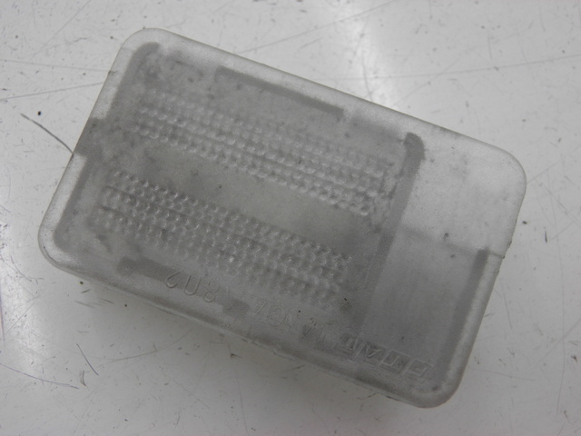 photo de VEILLEUSE PIAGGIO XEVO - X EVO 125 (2007 - 2017) - Zoom état d’usage