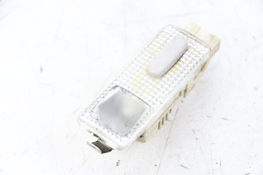 photo de VEILLEUSE PEUGEOT SATELIS 125 (2013 - 2018) - Vue principale