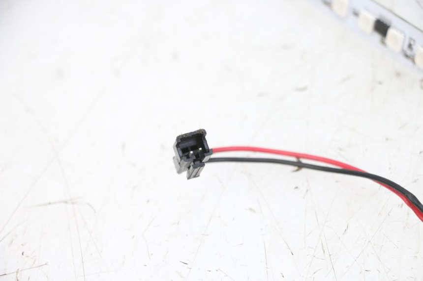 photo de VEILLEUSE DUALTRON VICTOR LIMITED 1 - Détails caractéristiques