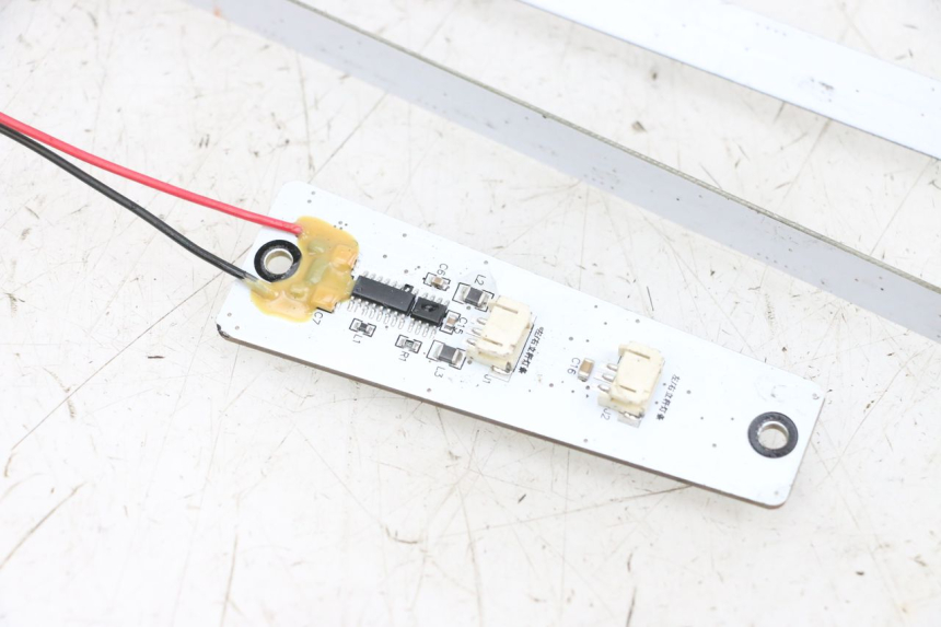 photo de VEILLEUSE DUALTRON VICTOR LIMITED 1 - Zoom état d’usage