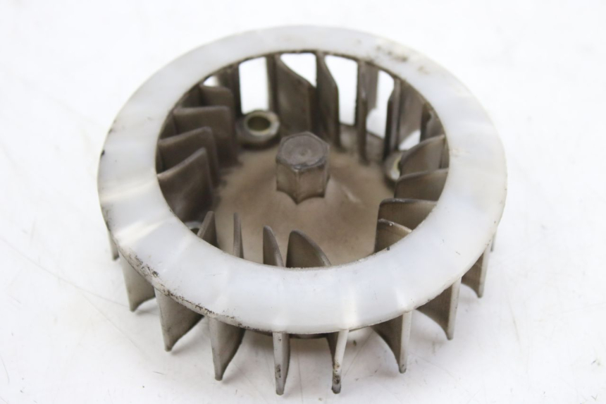 photo de VENTILATEUR TNT MOTOR BOSTON 4T 50 (2018 - 2025) - Autre angle de vue