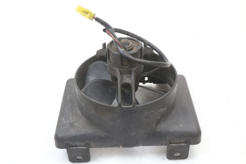 photo de VENTILATEUR BMW C1 125 (2000 - 2003) - Gros plan technique