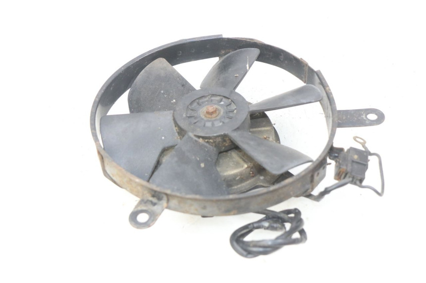 photo de VENTILATEUR HONDA CBR RR FIREBLADE 900 (1992 - 1994) - Détail de la pièce