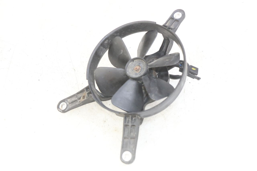 photo de VENTILATEUR KYMCO DOWNTOWN ABS 125 (2015 - 2017) - Autre angle de vue