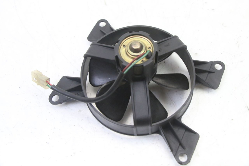 photo de VENTILATEUR PEUGEOT ELYSEO 125 (1999 - 2004) - Autre angle de vue