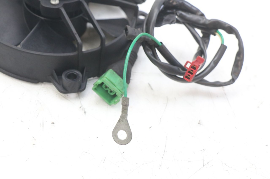 photo de VENTILATEUR HONDA FES PANTHEON 2T 125 (1998 - 2002) - Zoom état d’usage