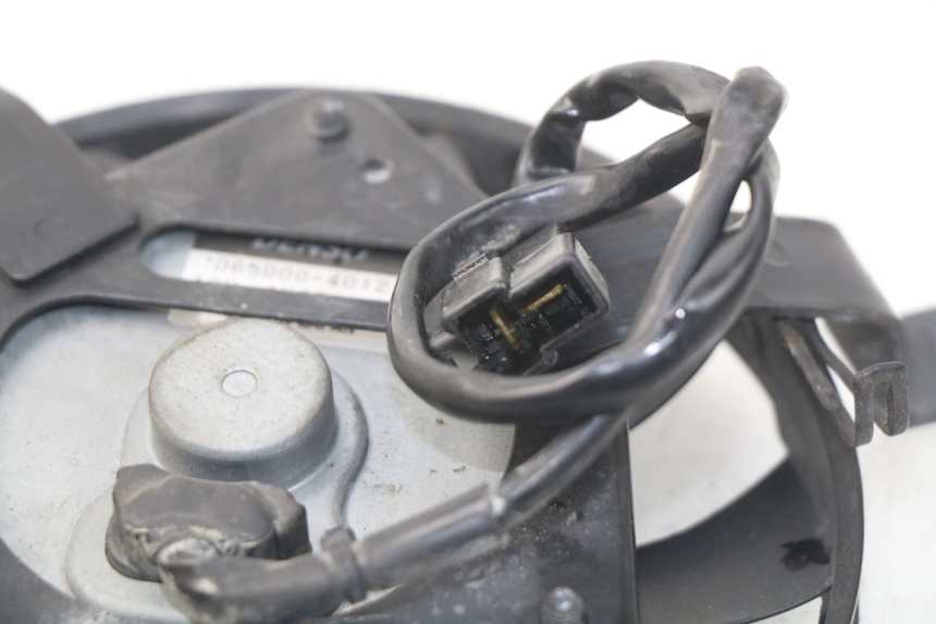 photo de VENTILATEUR YAMAHA FJR ABS 1300 (2006 - 2012) - Points de fixation