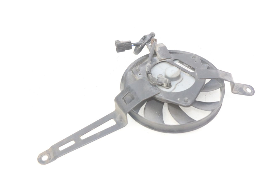 photo de VENTILATEUR YAMAHA FJR ABS 1300 (2006 - 2012) - Gros plan technique