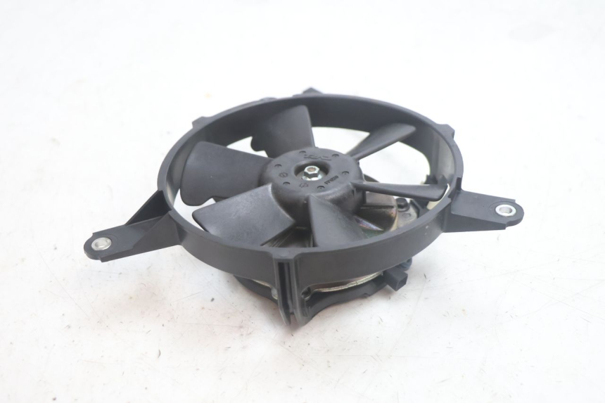 photo de VENTILATEUR HONDA FJS SILVER WING SILVERWING 400 (2005 - 2008) - Détail de la pièce