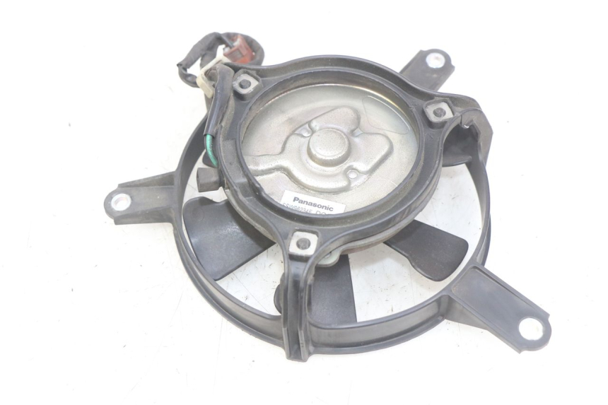 photo de VENTILATEUR HONDA FJS SILVERWING SILVER WING 400 (2009 - 2016) - Zoom état d’usage