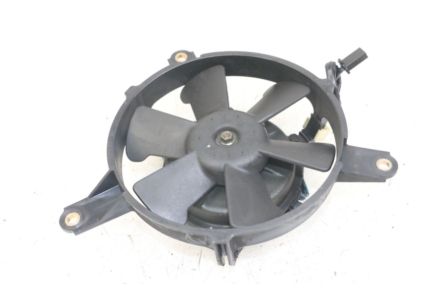 photo de VENTILATEUR HONDA FJS SILVERWING SILVER WING 600 (2001 - 2010) - Vue principale