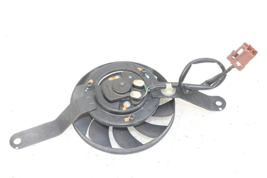photo de VENTILATEUR HONDA FORZA ABS 300 (2013 - 2017) - Détail de la pièce