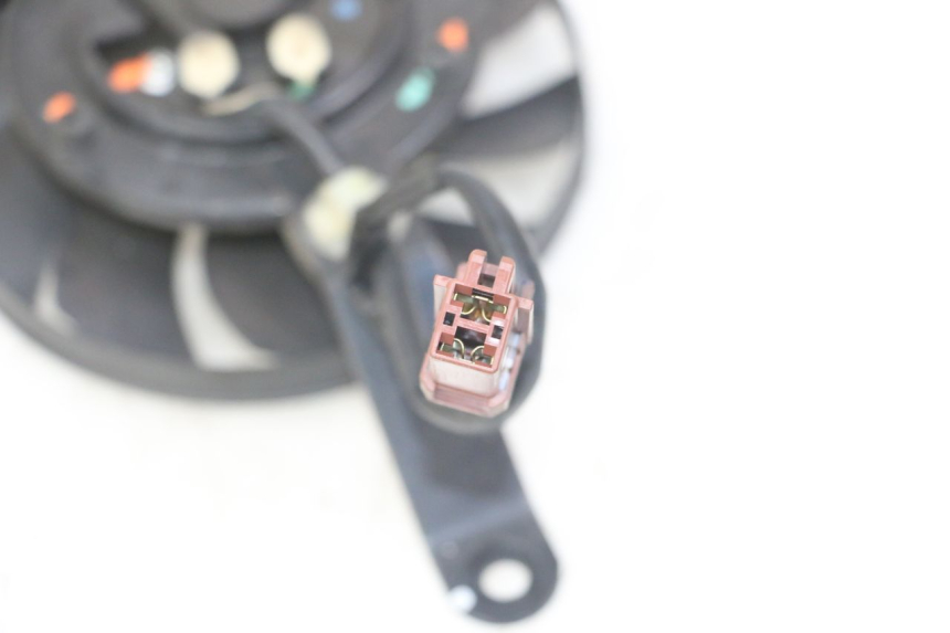 photo de VENTILATEUR HONDA FORZA ABS 300 (2013 - 2017) - Autre angle de vue