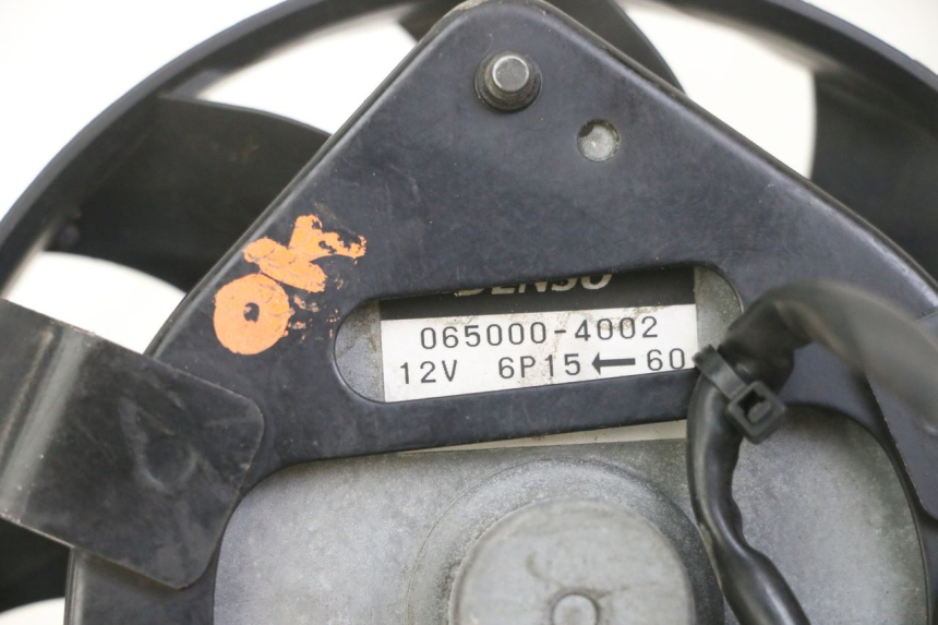 photo de VENTILATEUR YAMAHA FZ1 FAZER 1000 (2007 - 2009) - Détail de la pièce