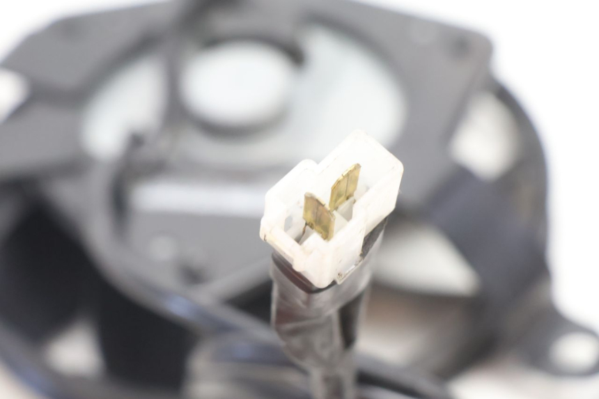 photo de VENTILATEUR YAMAHA FZ8 800 (2010 - 2016) - Vue d’ensemble