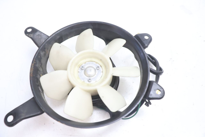 photo de VENTILATEUR KAWASAKI GPX F ZX750F 750 (1986 - 1990) - Vue principale