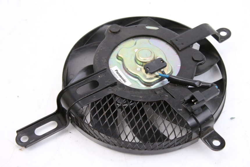 photo de VENTILATEUR SUZUKI GSX-R GSXR 750 (2011 - 2016) - Autre angle de vue