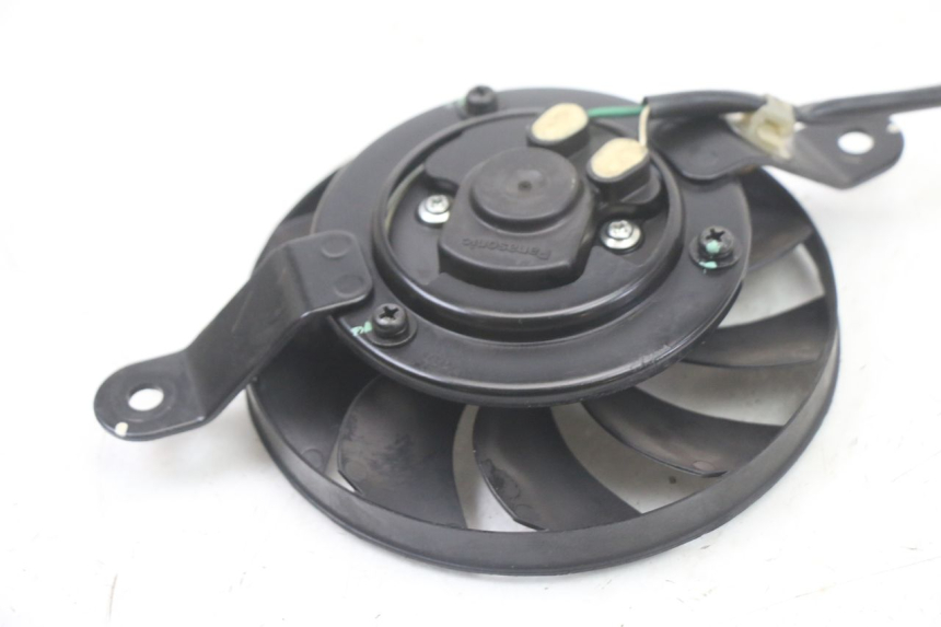 photo de VENTILATEUR HONDA SH i 300 (2015 - 2020) - Autre angle de vue