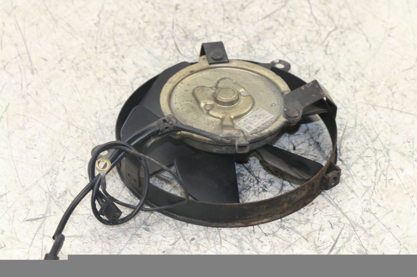 photo de VENTILATEUR HONDA VFR 750 (1994 - 1997) - Détail de la pièce