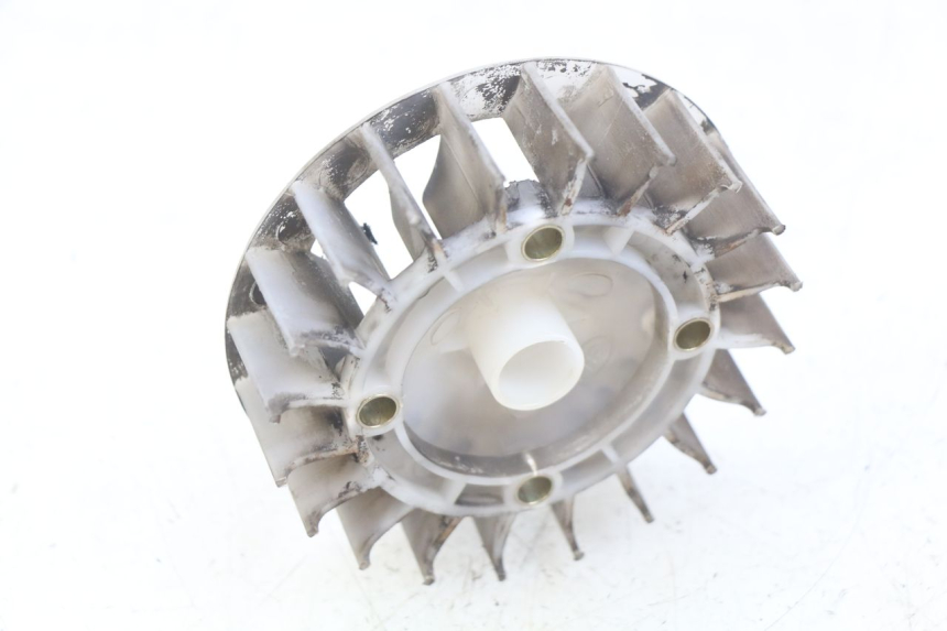 photo de VENTILATEUR PEUGEOT KISBEE 4T 50 (2018 - 2022) - Zoom état d’usage