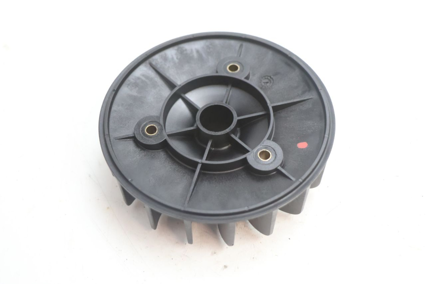 photo de VENTILATEUR PEUGEOT LUDIX ONE 14P 50 (2004 - 2013) - Zoom état d’usage