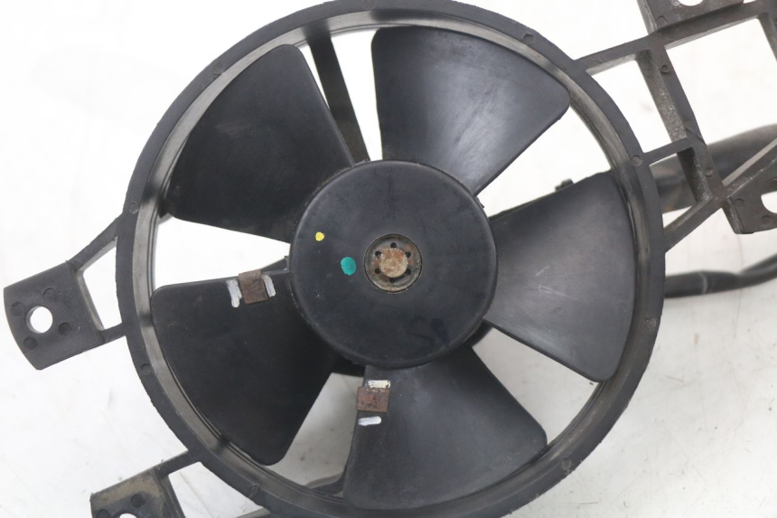 photo de VENTILATEUR PIAGGIO MP3 HPE 350 (2018 - 2020) - Détail de la pièce