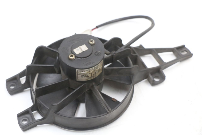 photo de VENTILATEUR PIAGGIO MP3 LT 400 (2007 - 2012) - Détail de la pièce